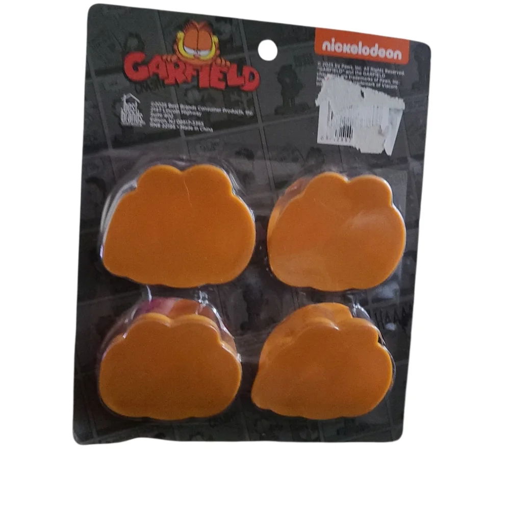 Garfield 19oz Mug with Matching Bag Clips - Picture 3 of 8